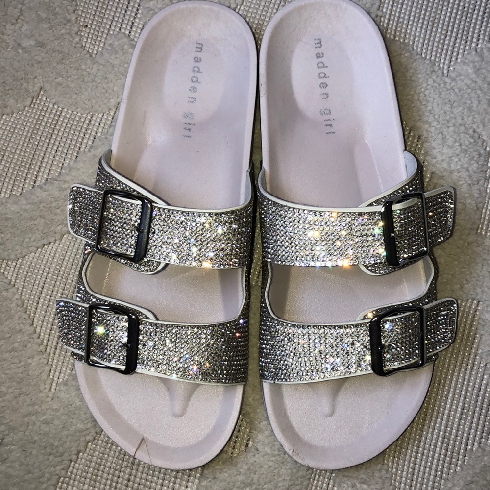 Madden girl Women’s Teddy Footbed sandal